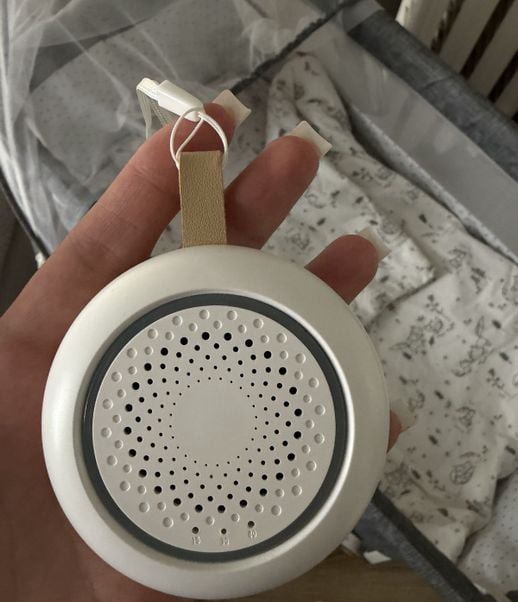 Snoozzie White Noise Machine user Kathleen P.